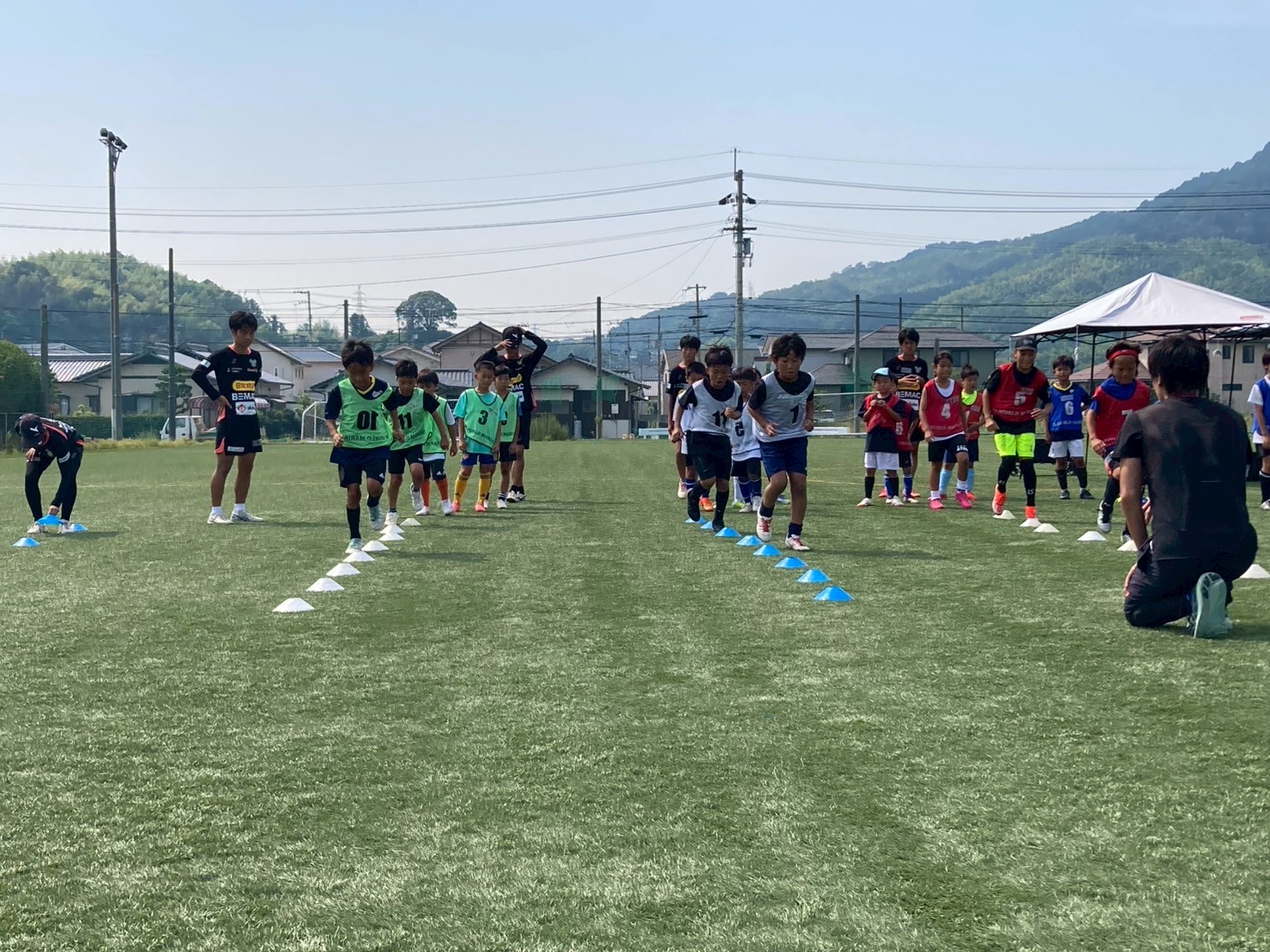 8/4「FC今治 サッカーのための走り方教室 with アシさとクラブ」活動レポート！サッカーに活かせる「走り方」教室と6対6のミニゲームを実施！