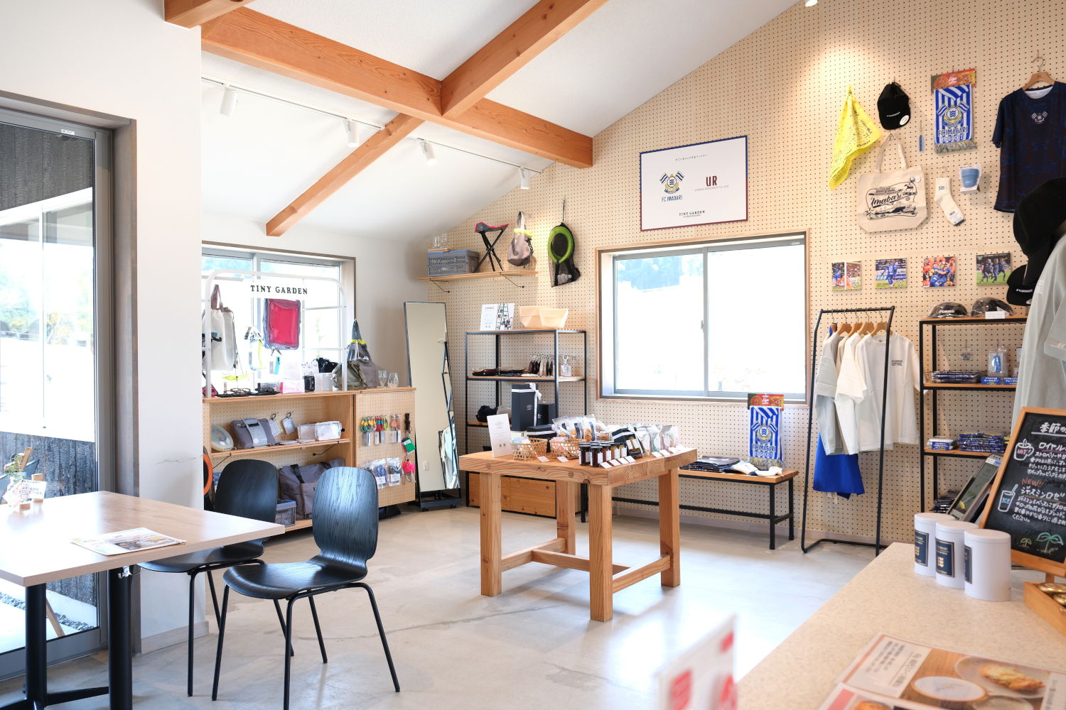 里山サロンにアーバンリサーチの新たな販売スペースが誕生！～TINY GARDEN by URBAN RESEARCHで過ごす時間をさらに心地よく、もっと豊かに～